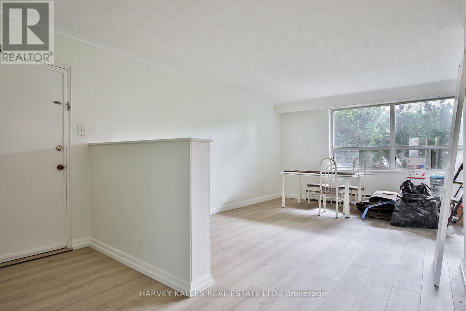 2 - 28 FRASERWOOD AVENUE