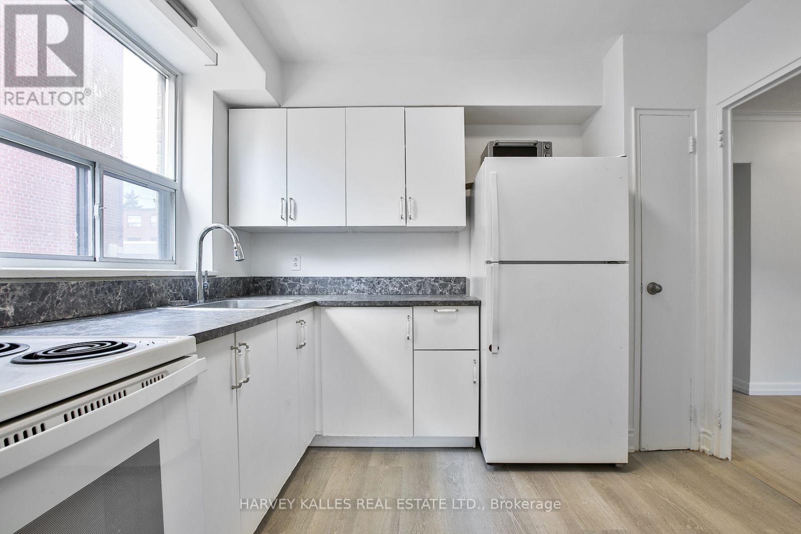 2 - 28 FRASERWOOD AVENUE