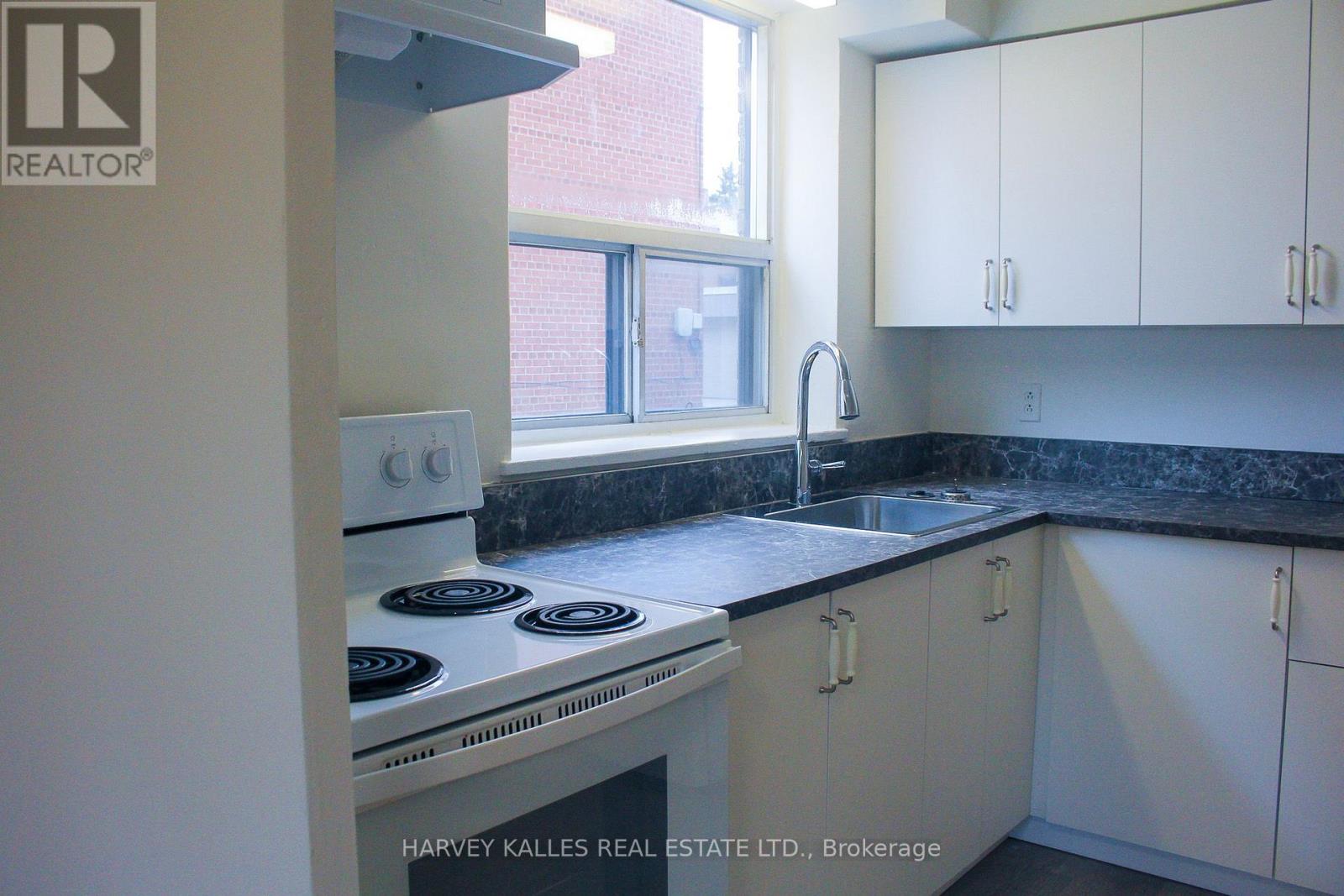 2 - 28 FRASERWOOD AVENUE
