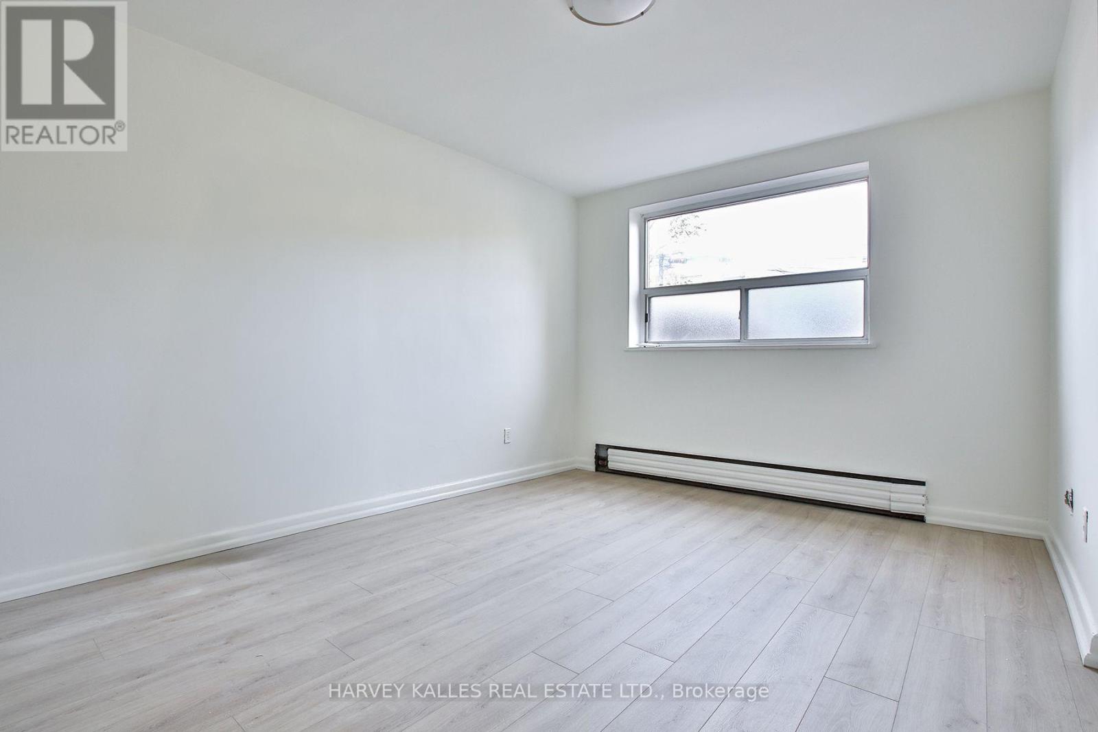 2 - 28 FRASERWOOD AVENUE