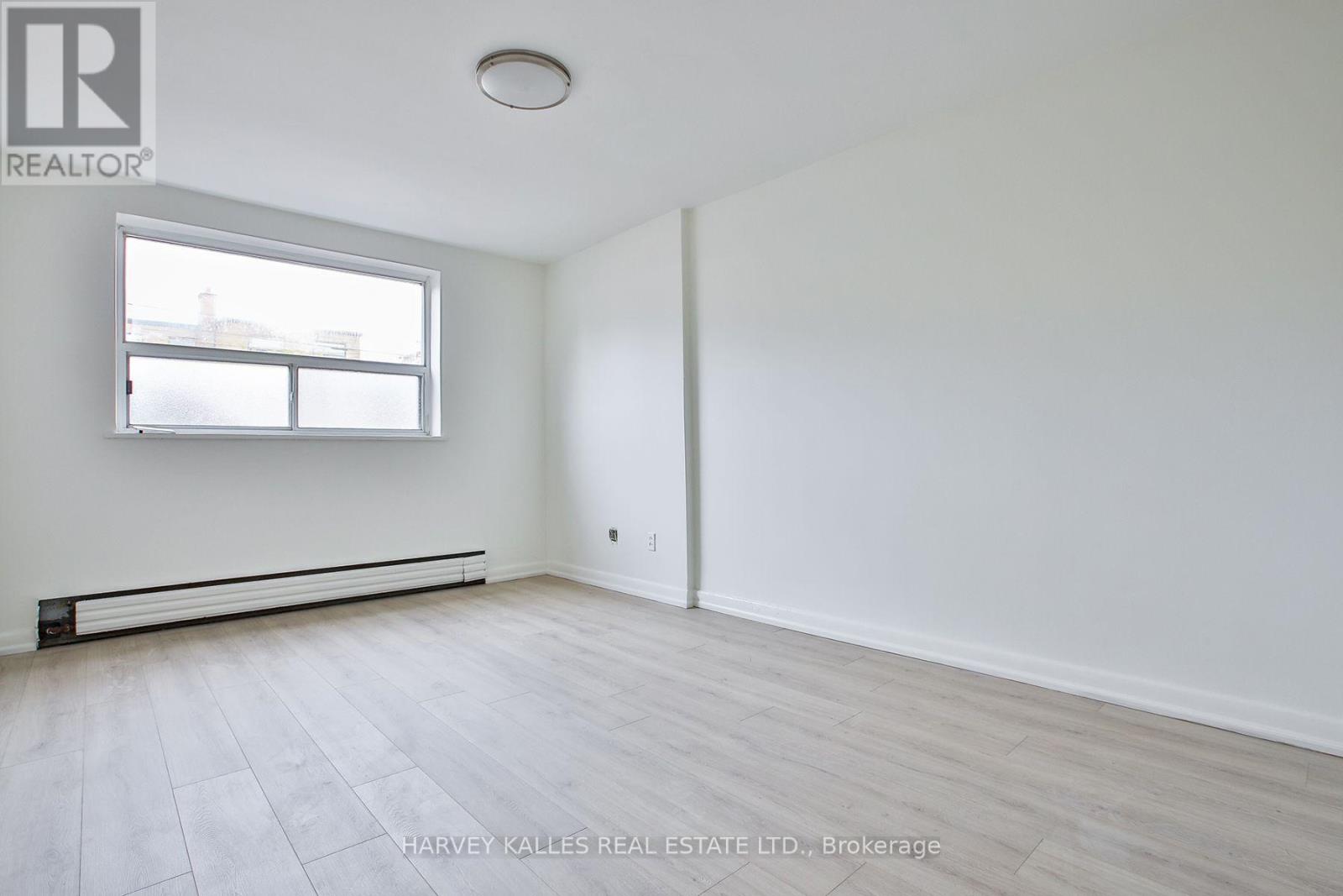 2 - 28 FRASERWOOD AVENUE
