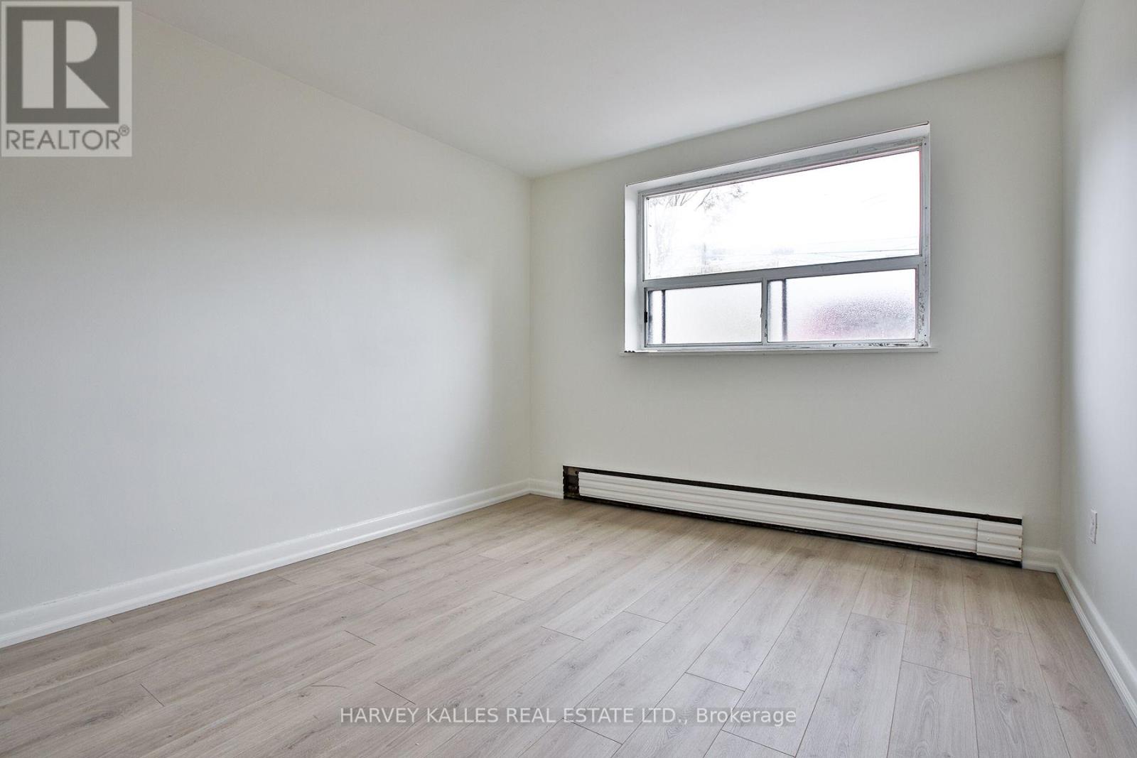 2 - 28 FRASERWOOD AVENUE