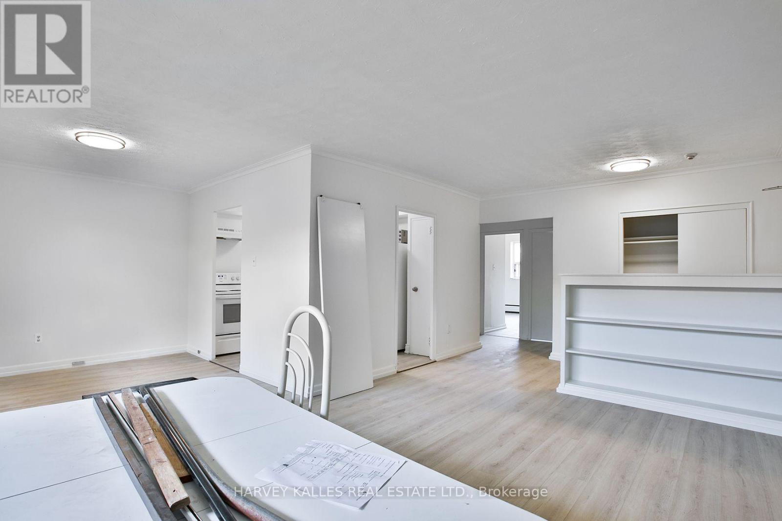 2 - 28 FRASERWOOD AVENUE