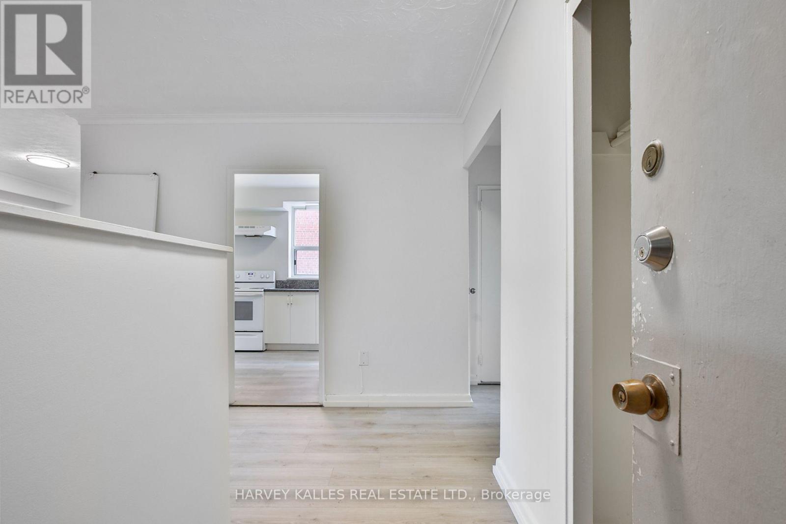 2 - 28 FRASERWOOD AVENUE