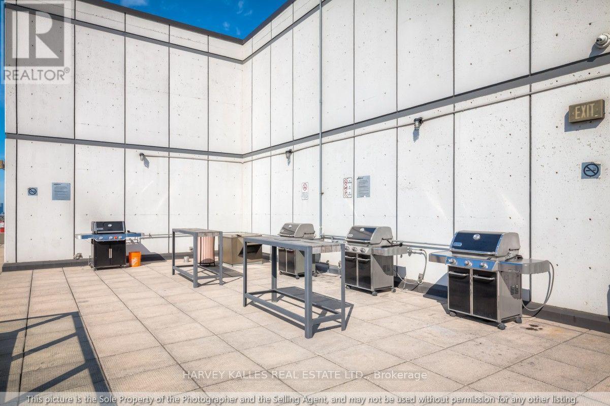608 - 700 KING STREET W