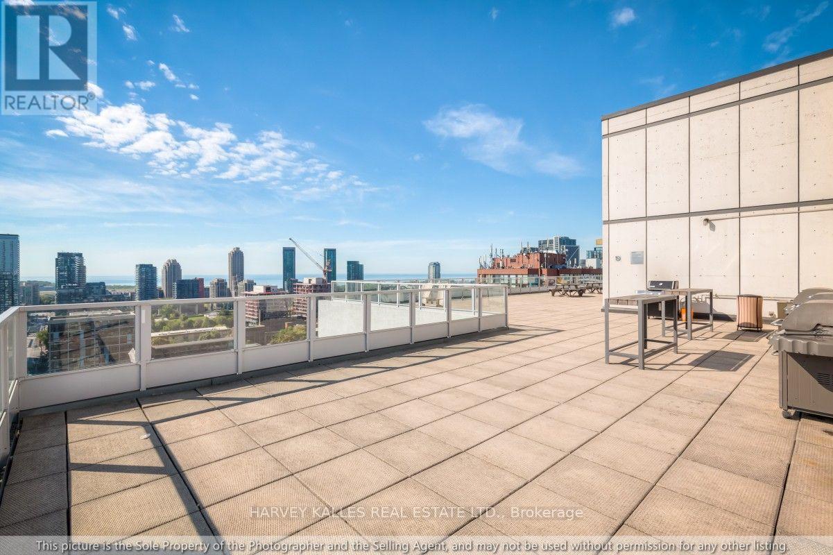 608 - 700 KING STREET W