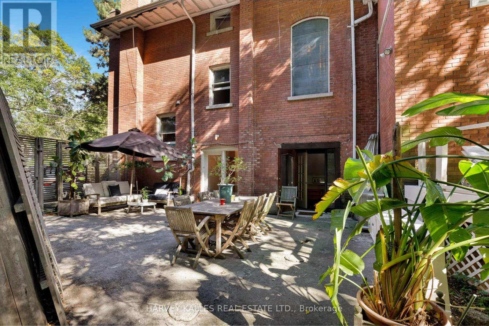 114 GLEN ROAD