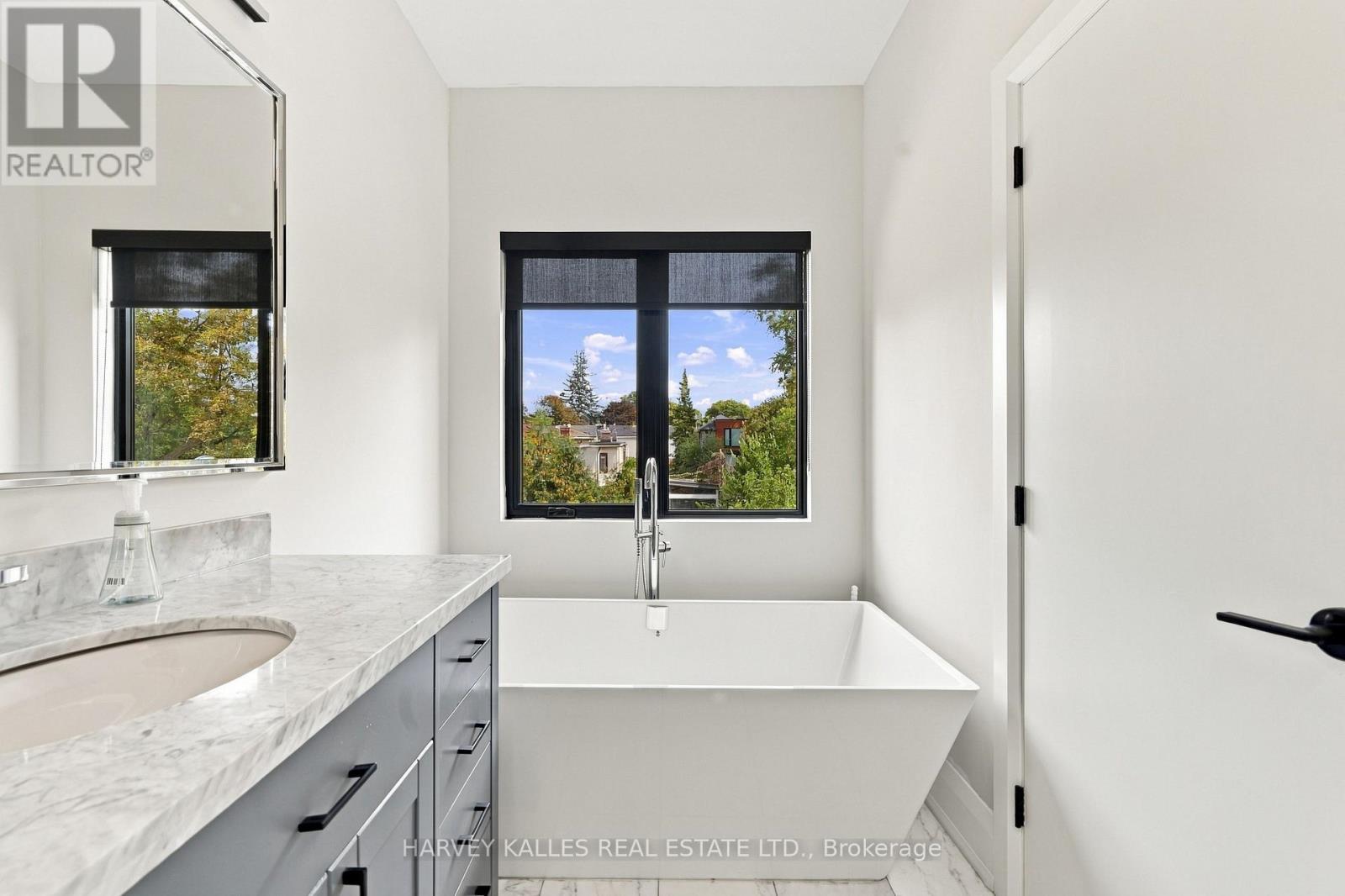 57 ROSENEATH GARDENS