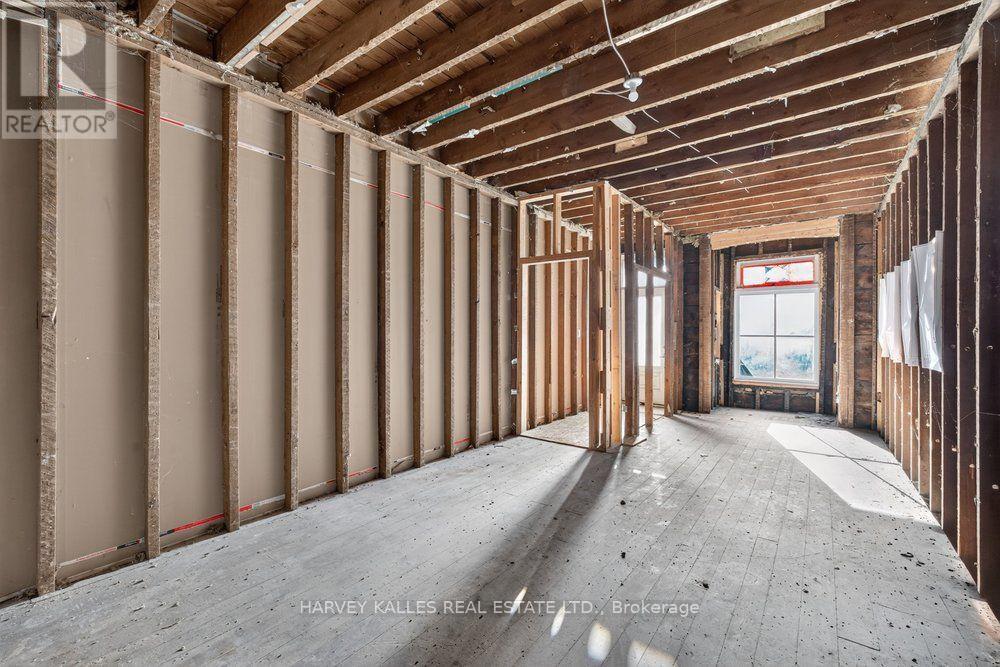483 ROXTON ROAD