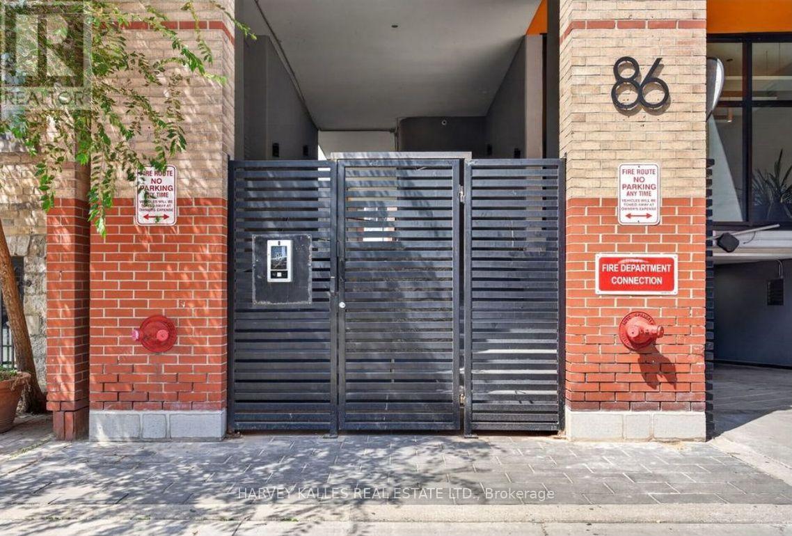1E - 86 GERRARD STREET E Unit: 1E