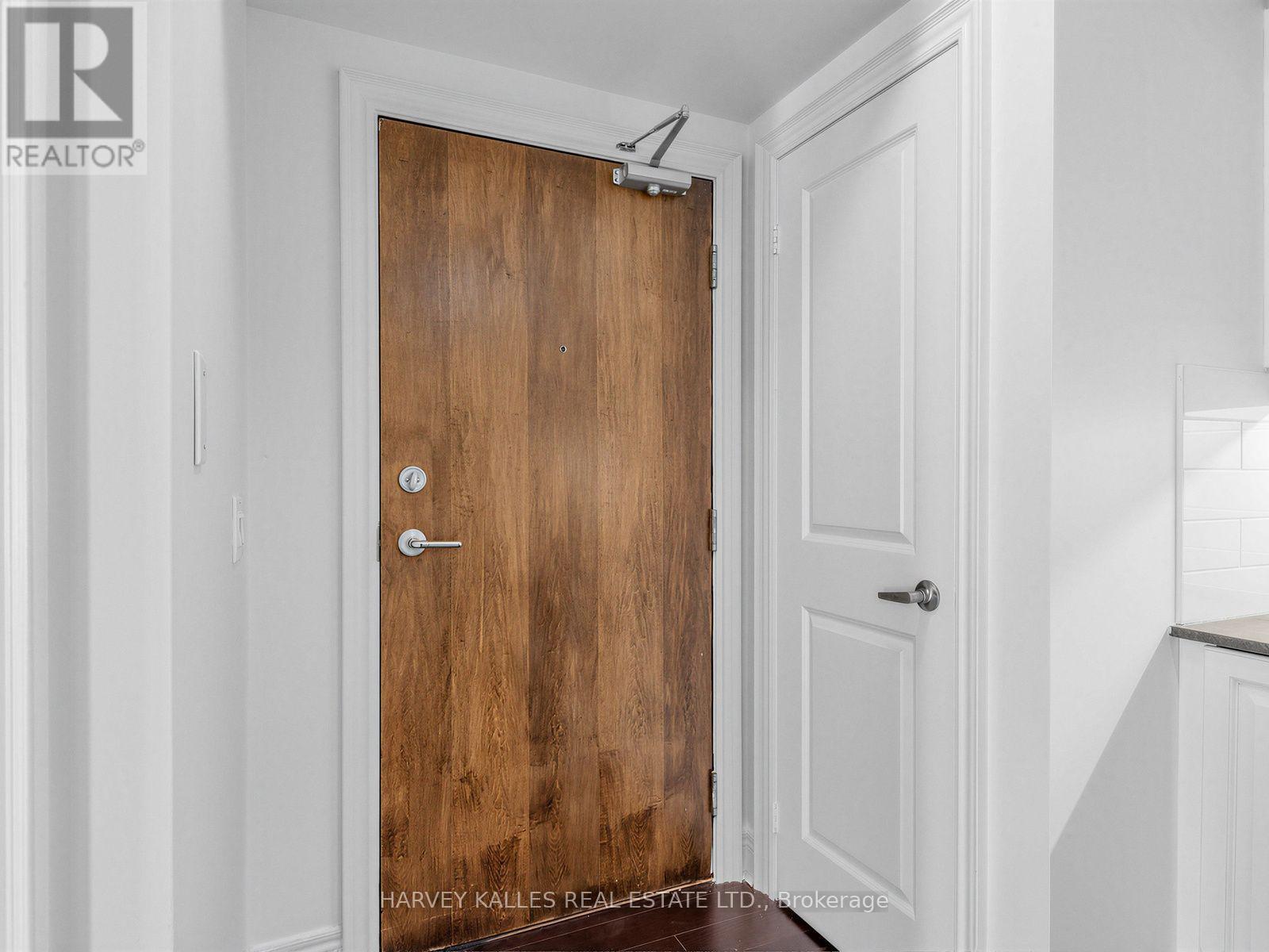 217 701 Sheppard Avenue Unit 217 Toronto Clanton Park Ontario Ca M3h0b2 30404971