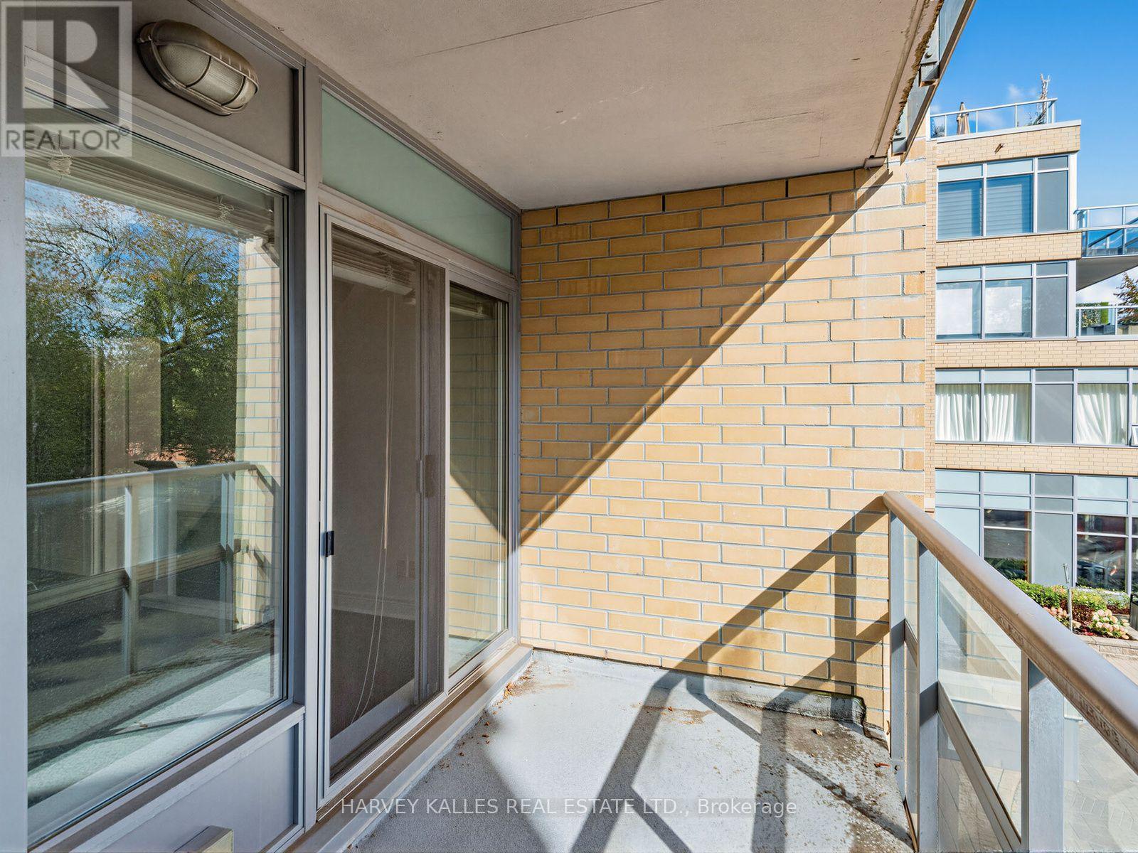 217 - 701 SHEPPARD AVENUE Unit: 217