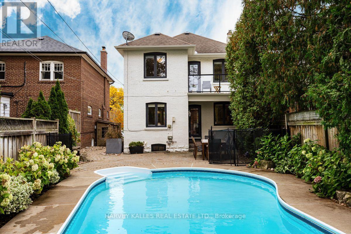 110 CHATSWORTH DRIVE