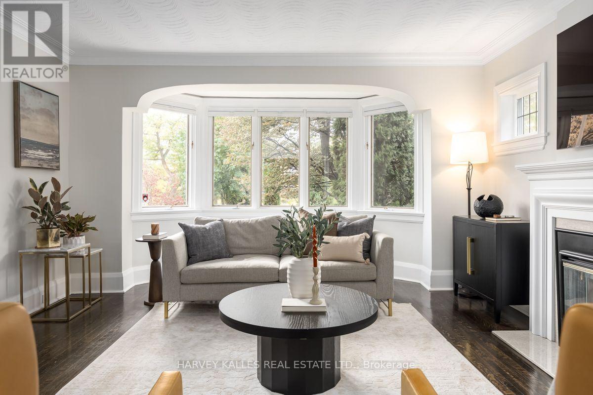110 CHATSWORTH DRIVE