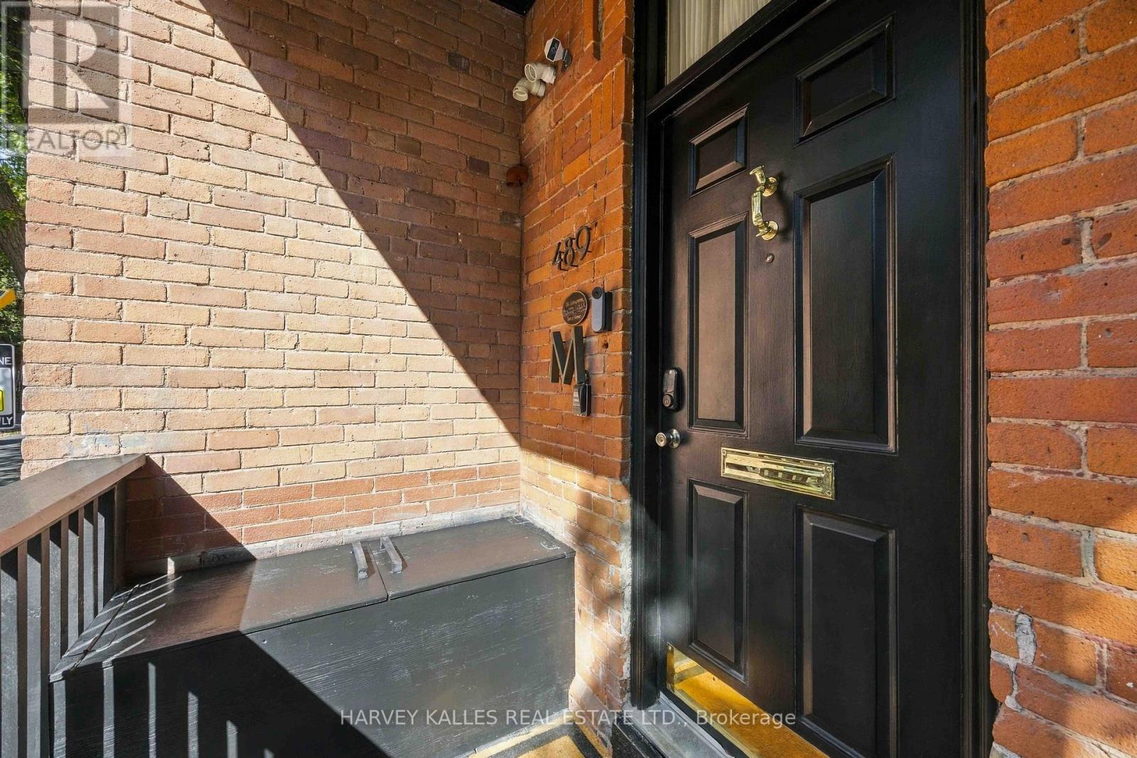 489 STREET