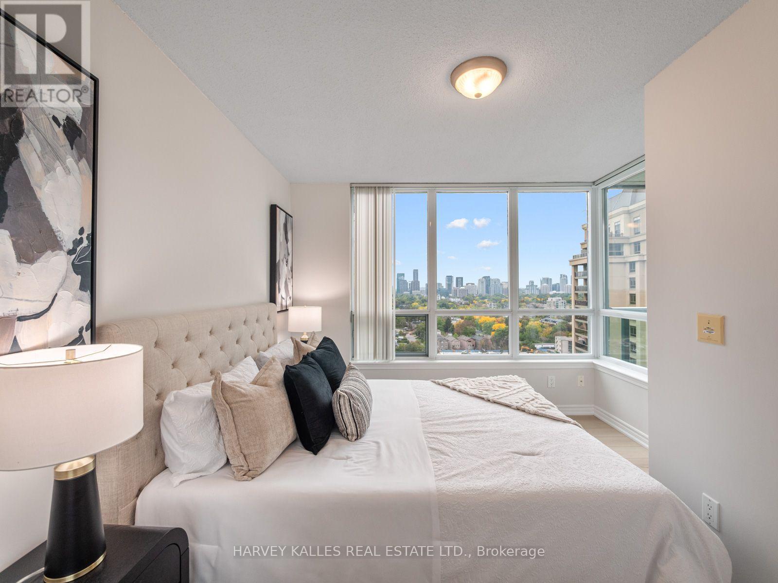 1814 - 17 BARBERRY PLACE Unit: 1814