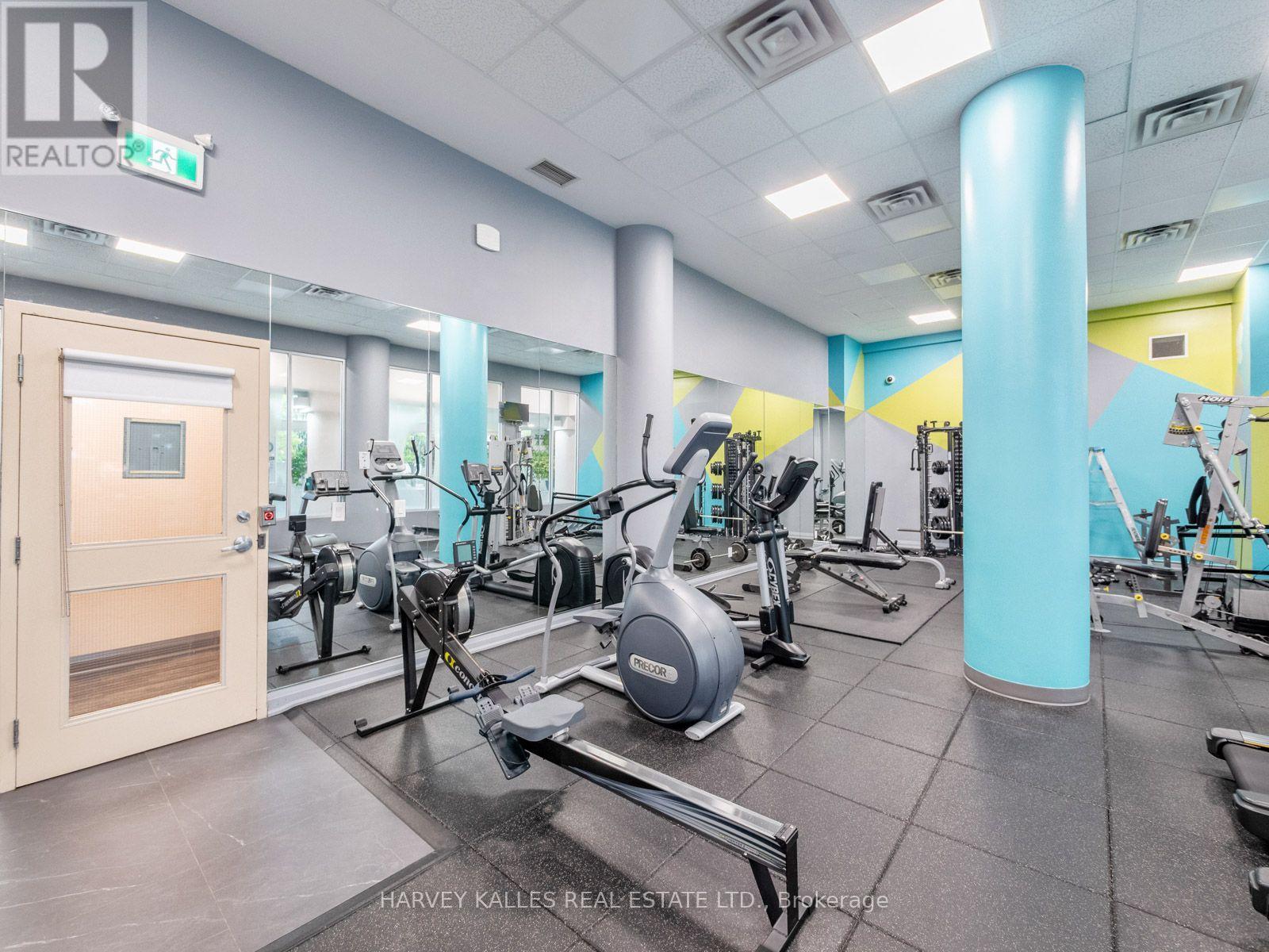 1814 - 17 BARBERRY PLACE Unit: 1814