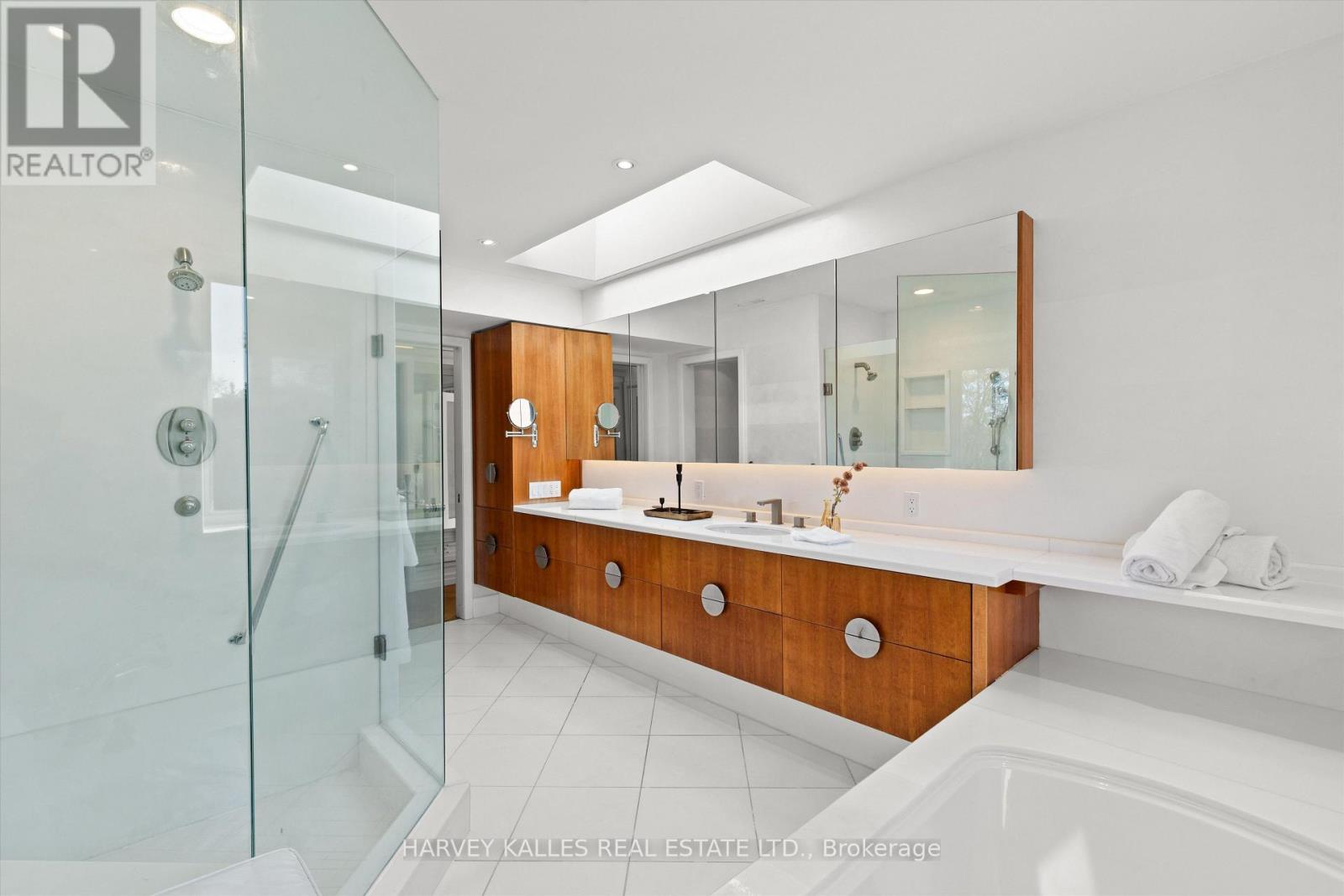111 LAURELCREST AVENUE