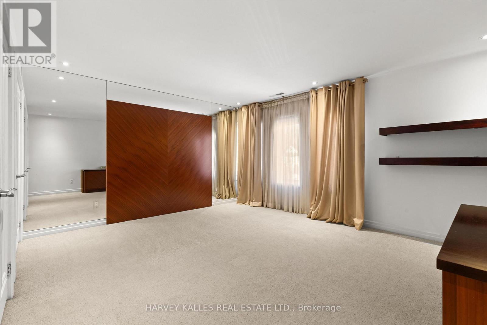 111 LAURELCREST AVENUE