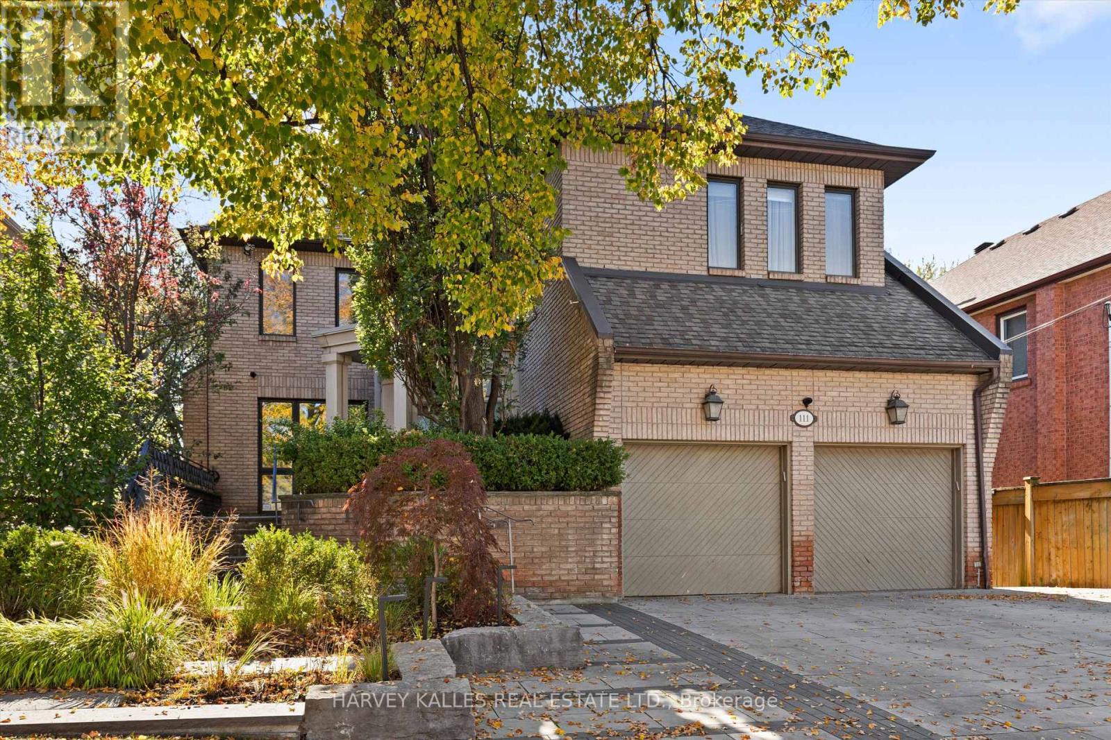 111 Laurelcrest Avenue Toronto Clanton Park Ontario Ca M3h2b2 30435766