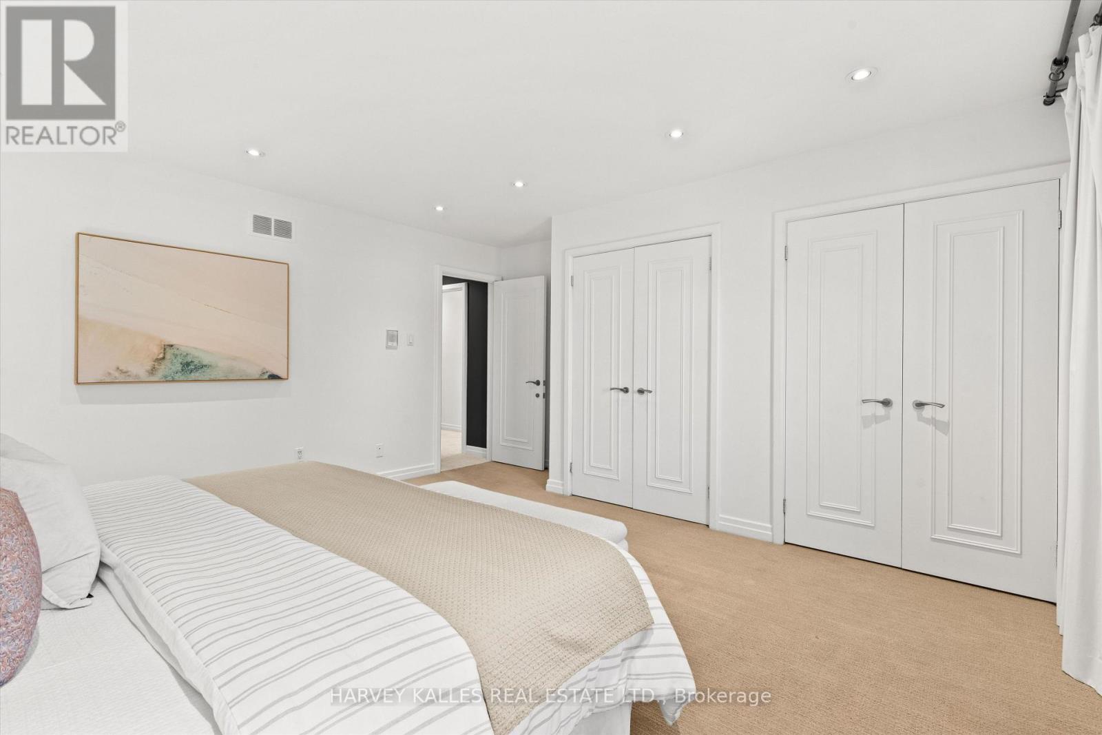 111 LAURELCREST AVENUE
