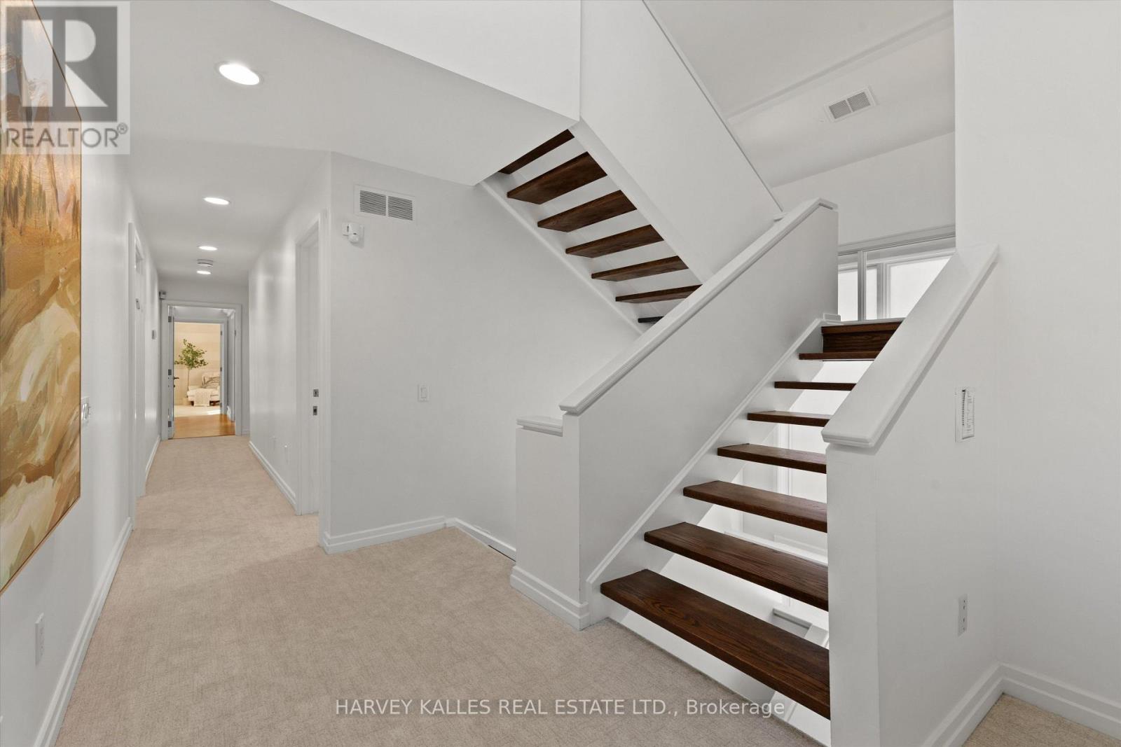 111 LAURELCREST AVENUE