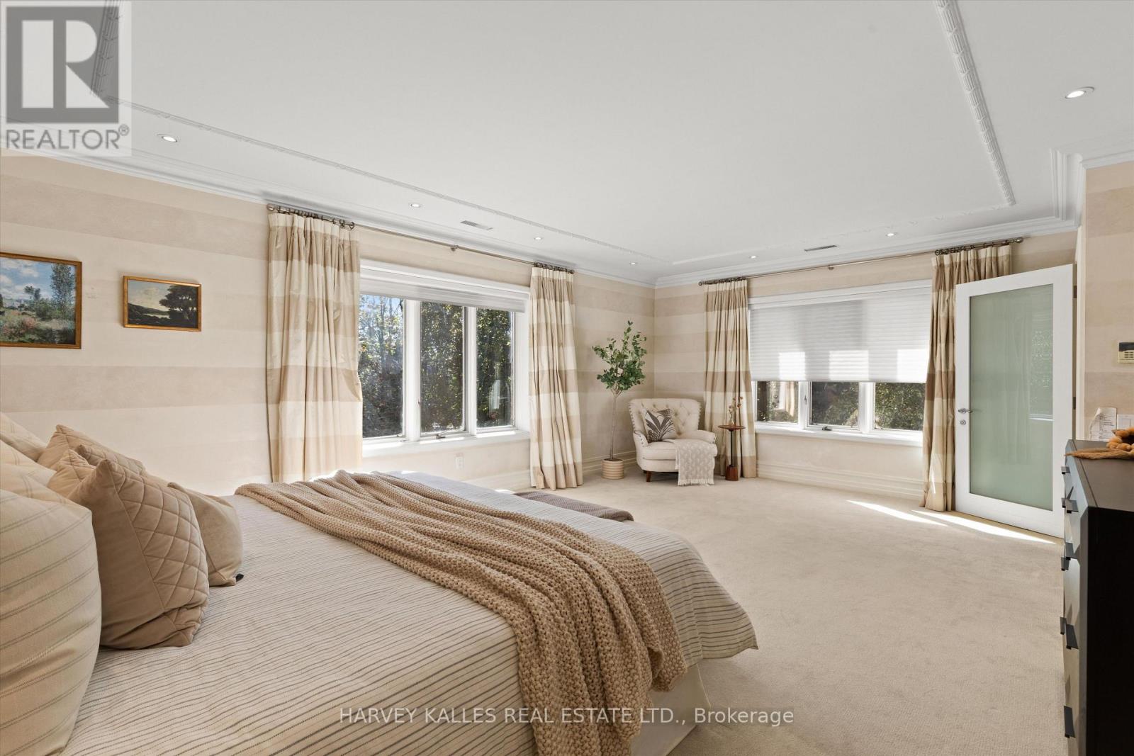 111 LAURELCREST AVENUE