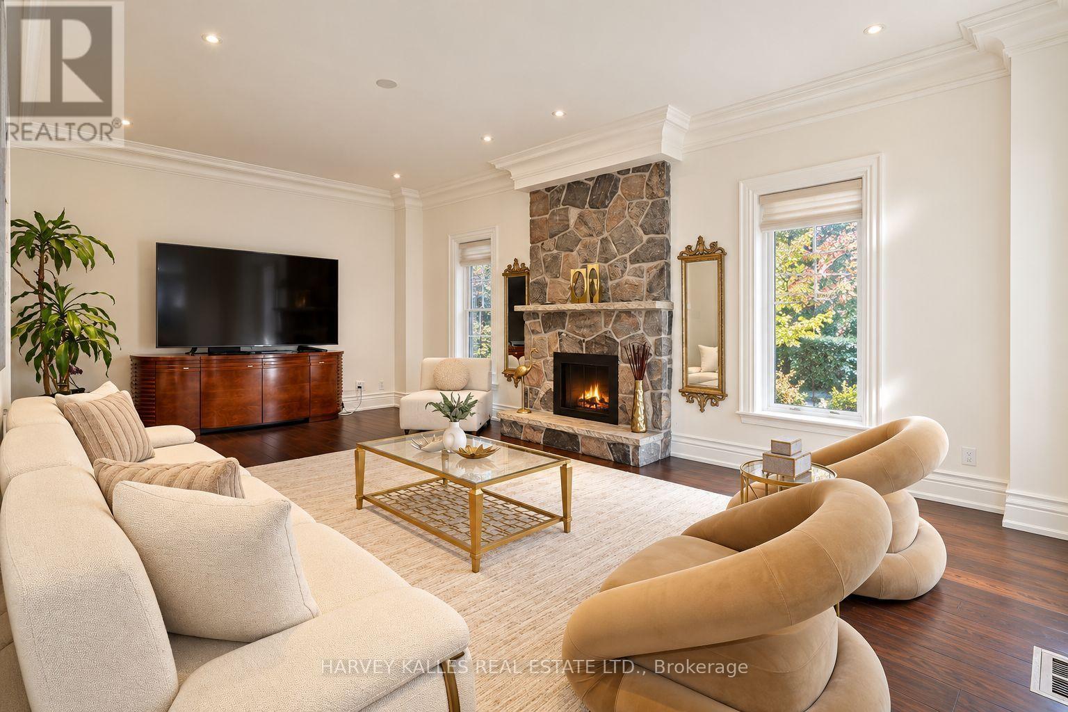 11 YORK ROAD