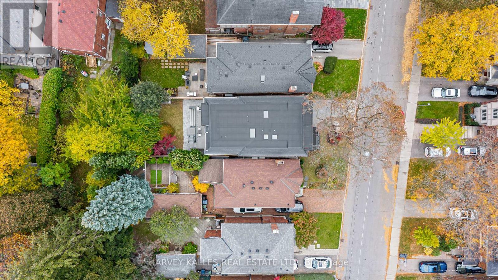 33 SAINT HILDA'S AVENUE