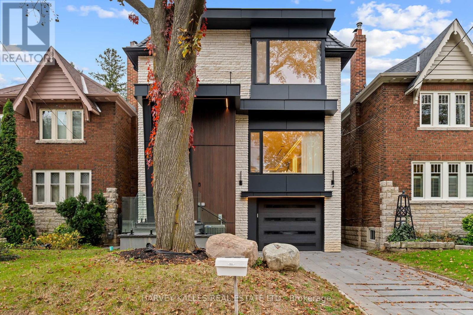 33 SAINT HILDA'S AVENUE
