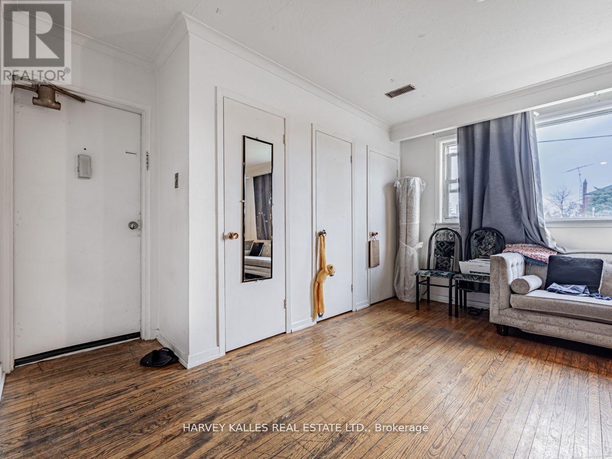 561-563 DANFORTH ROAD