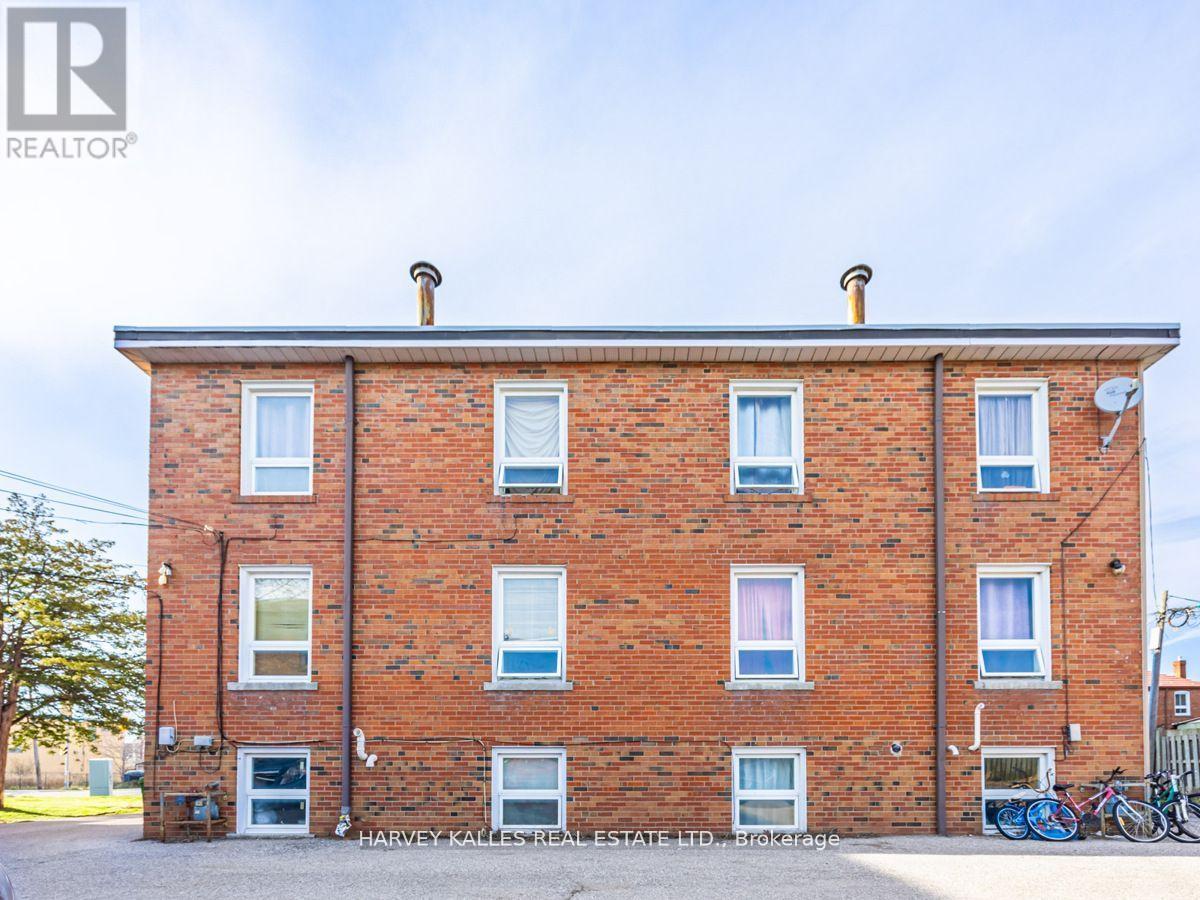 561-563 DANFORTH ROAD