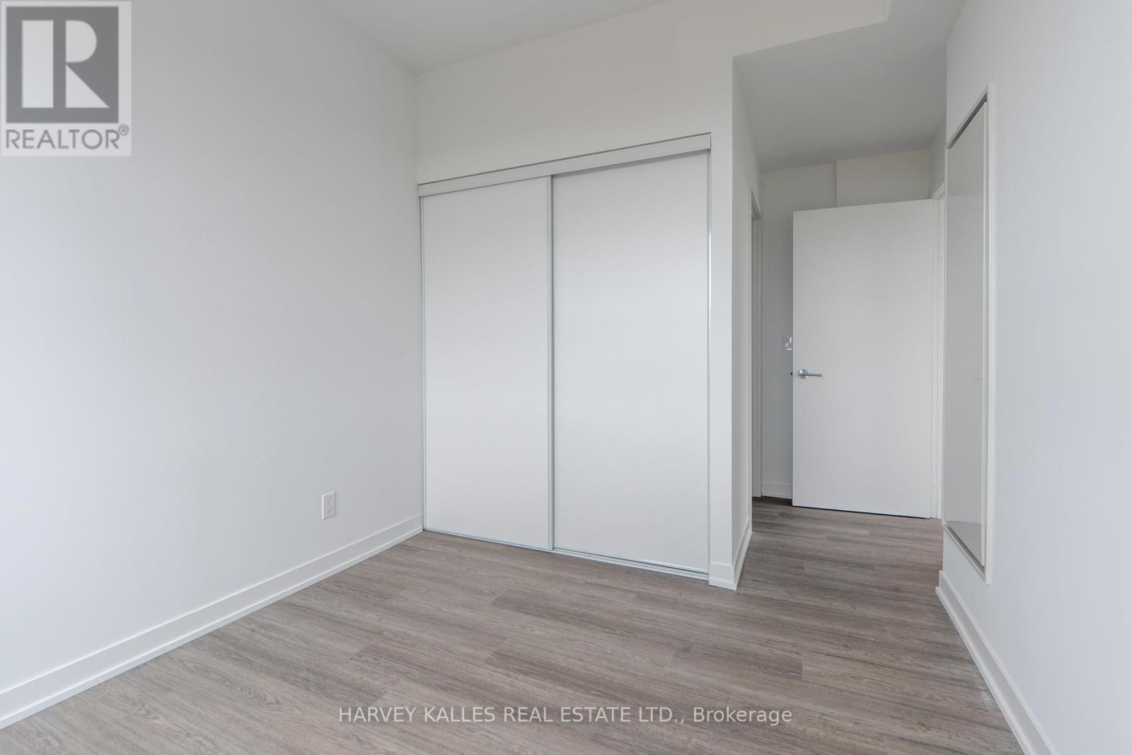 1907 - 100 EASTDALE AVENUE