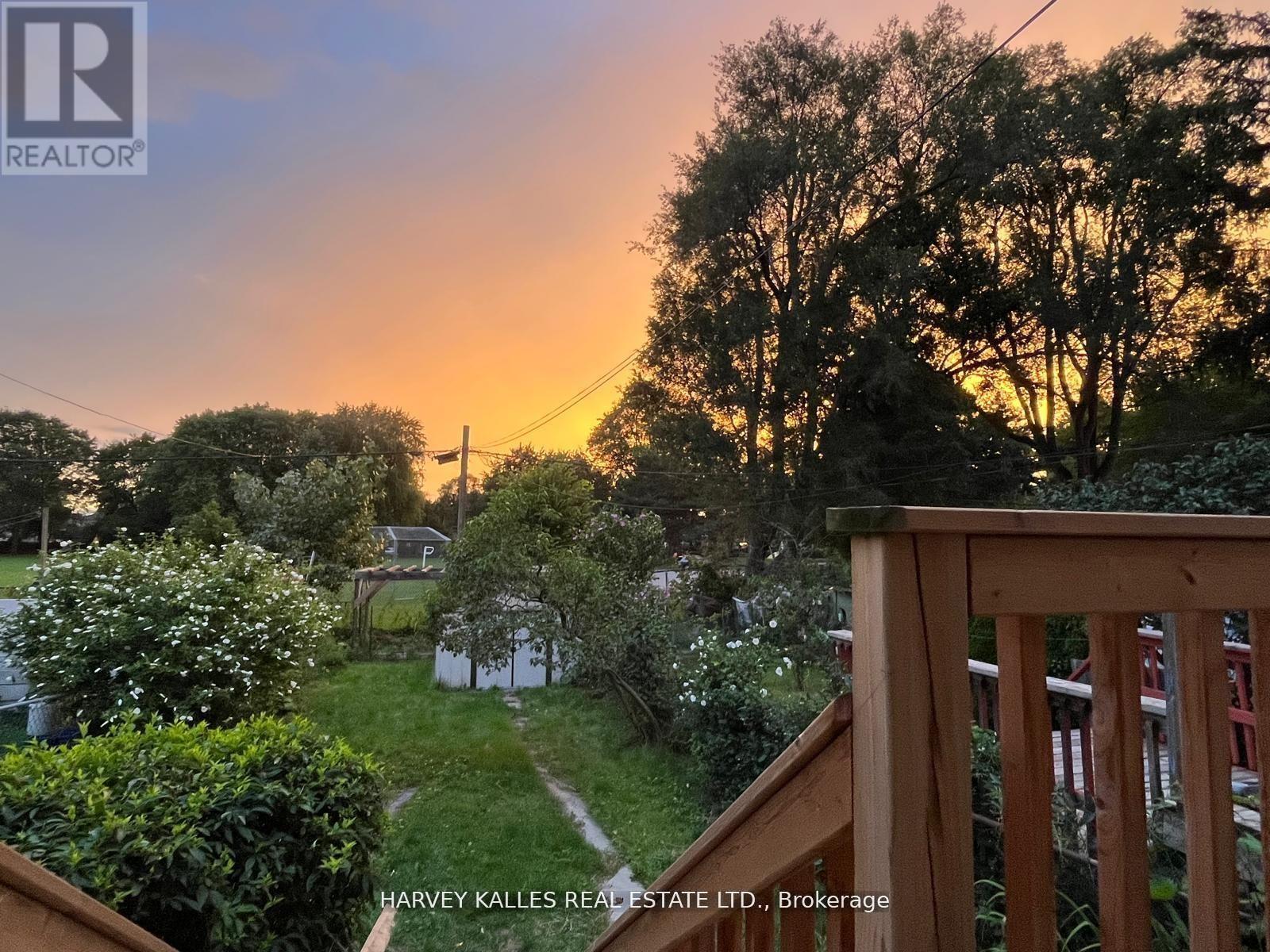 ROOM - 26 LEYTON AVENUE