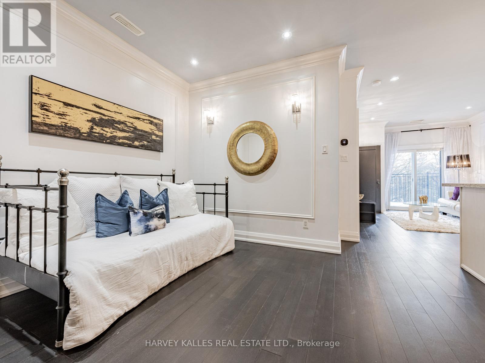 126 - 2351 KENNEDY ROAD