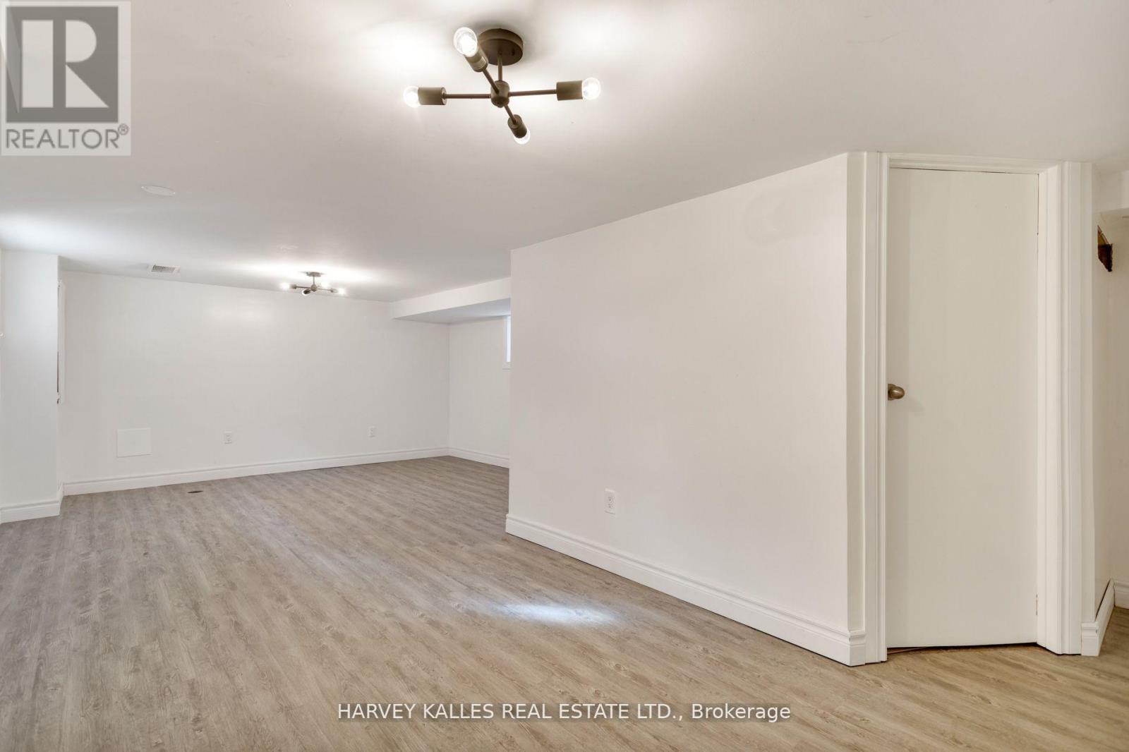 139 KING EDWARD AVENUE