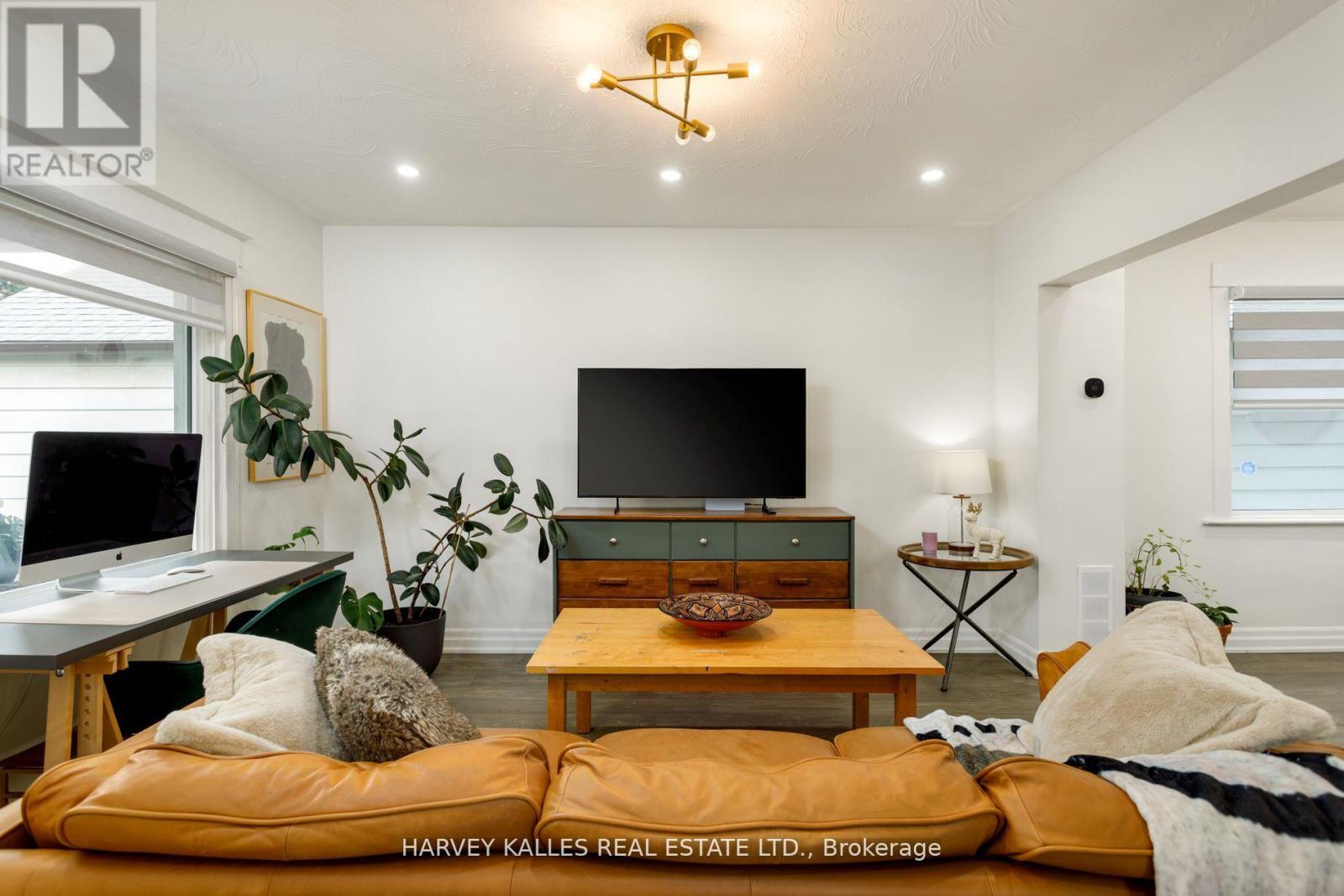 139 KING EDWARD AVENUE