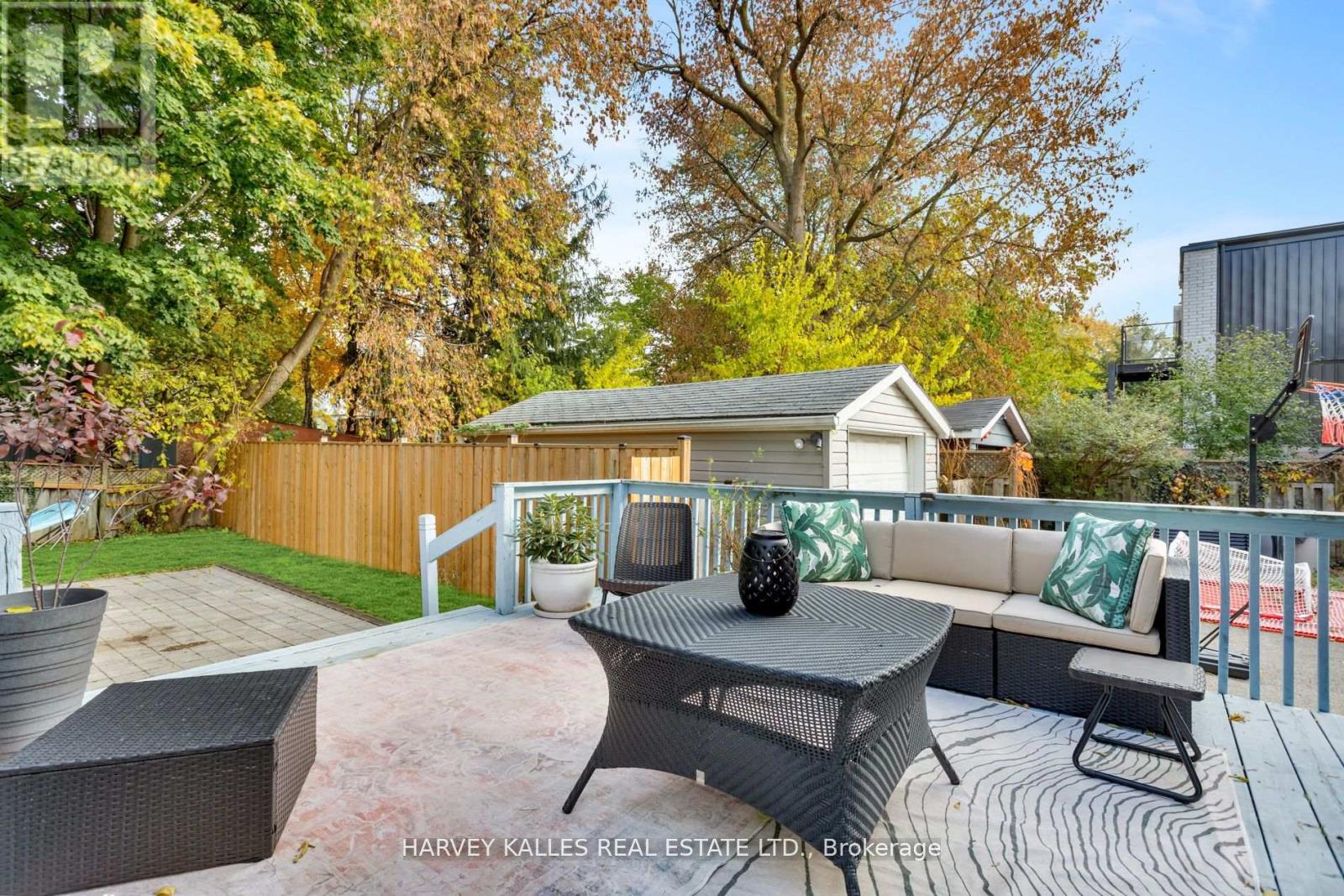 139 KING EDWARD AVENUE