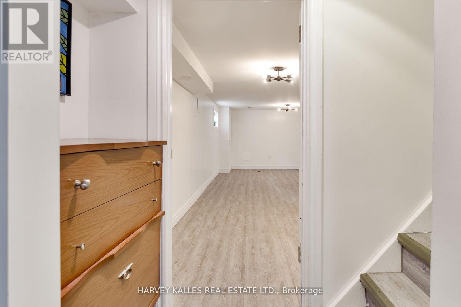 139 KING EDWARD AVENUE