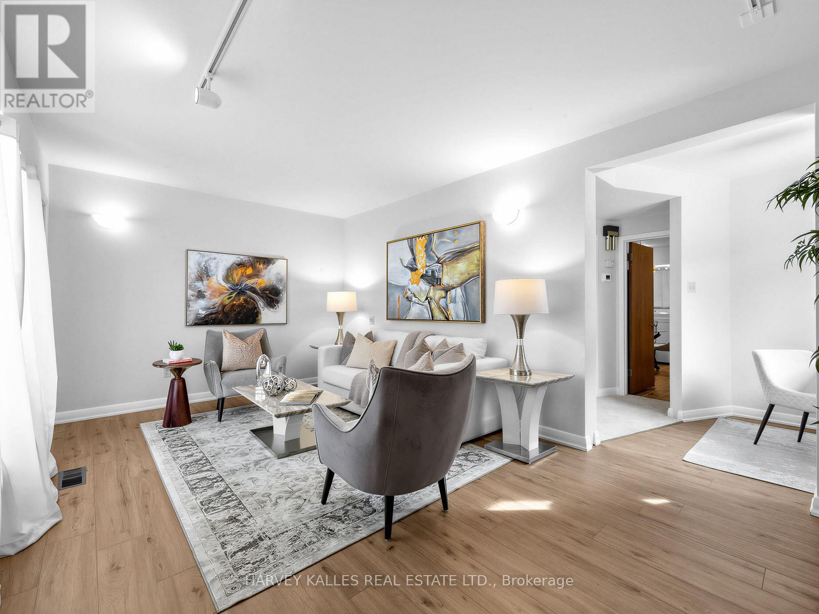 12 LADYSBRIDGE DRIVE