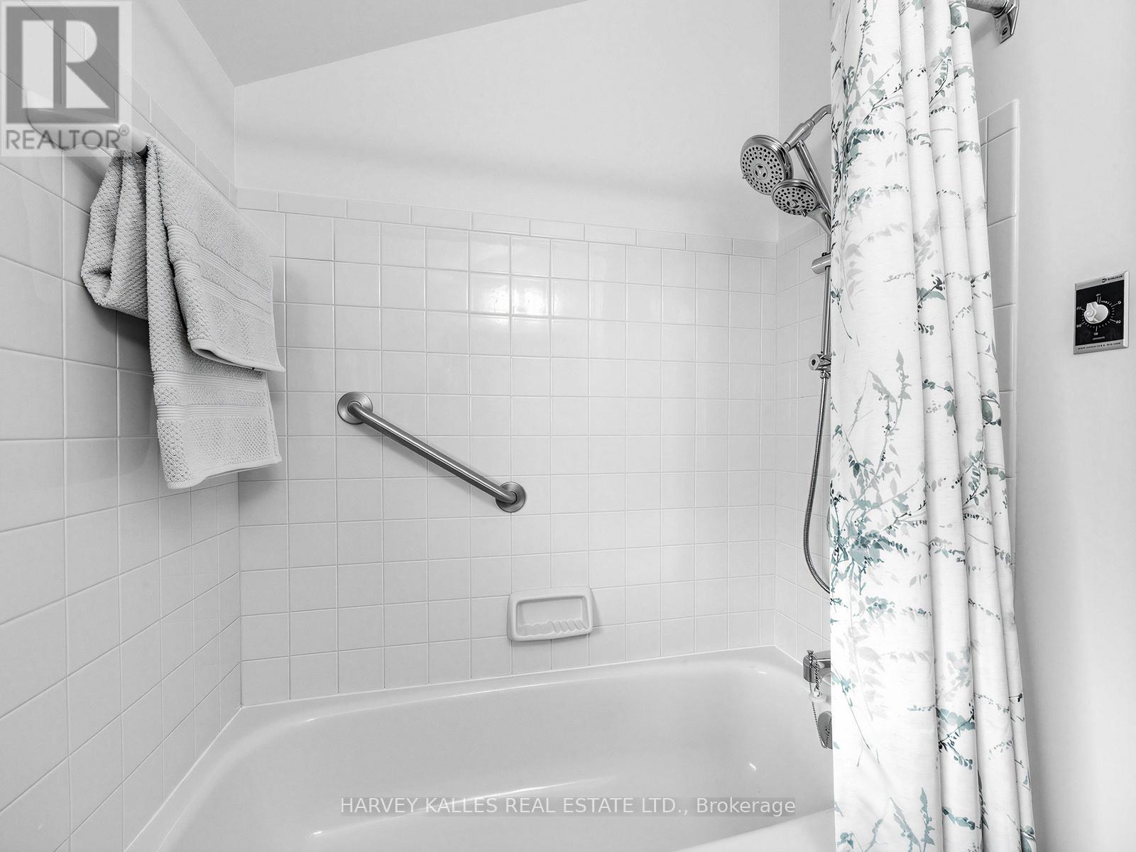 12 LADYSBRIDGE DRIVE