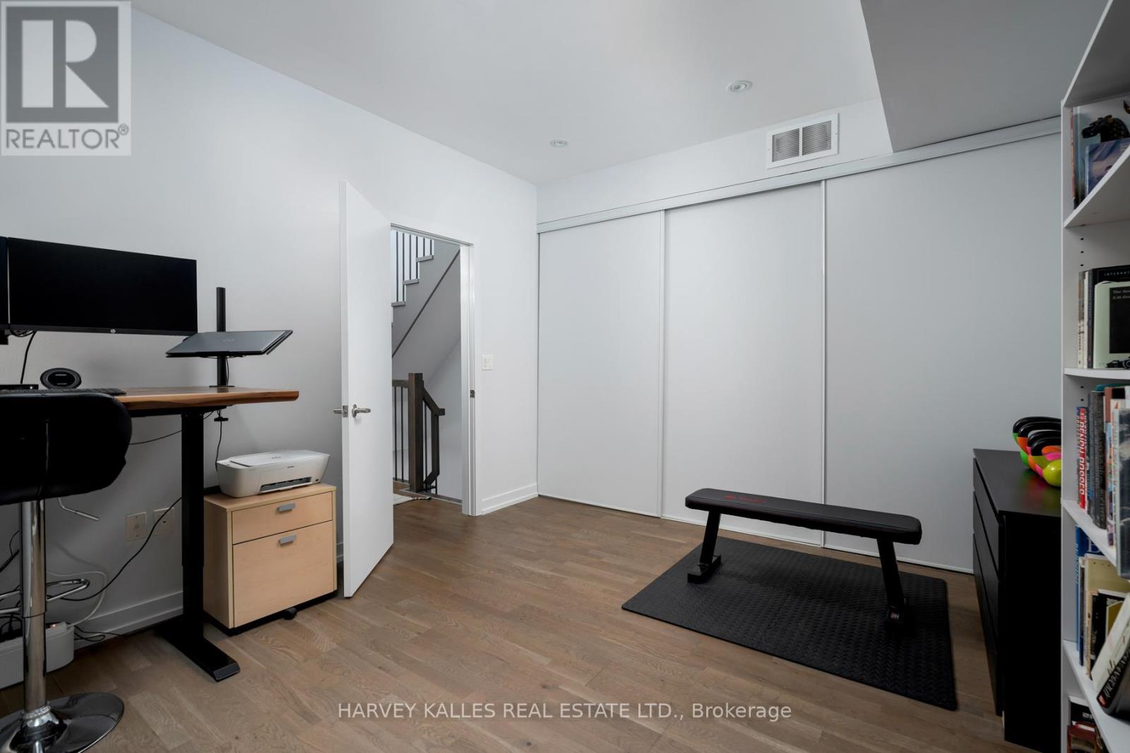45 - 140 BROADVIEW AVENUE