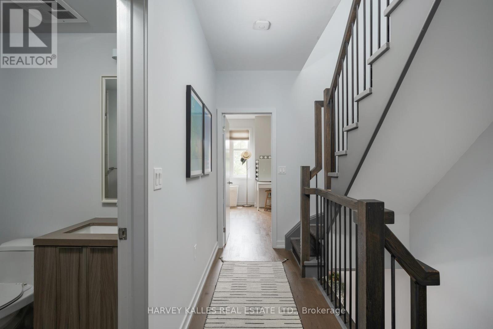 45 - 140 BROADVIEW AVENUE