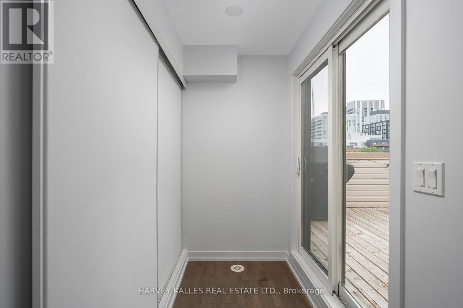 45 - 140 BROADVIEW AVENUE