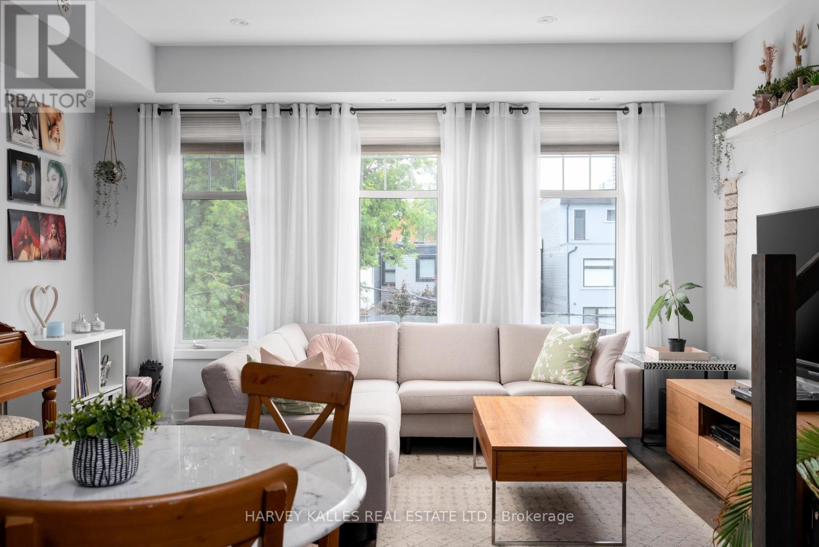 45 - 140 BROADVIEW AVENUE