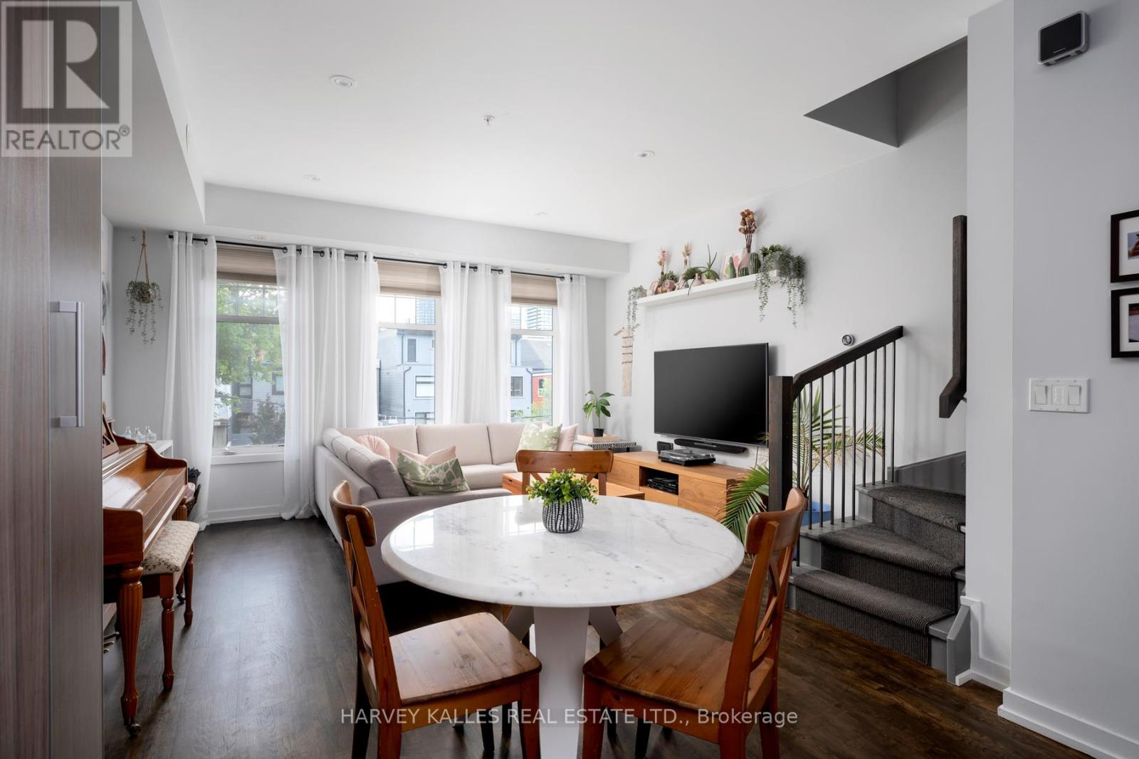 45 - 140 BROADVIEW AVENUE