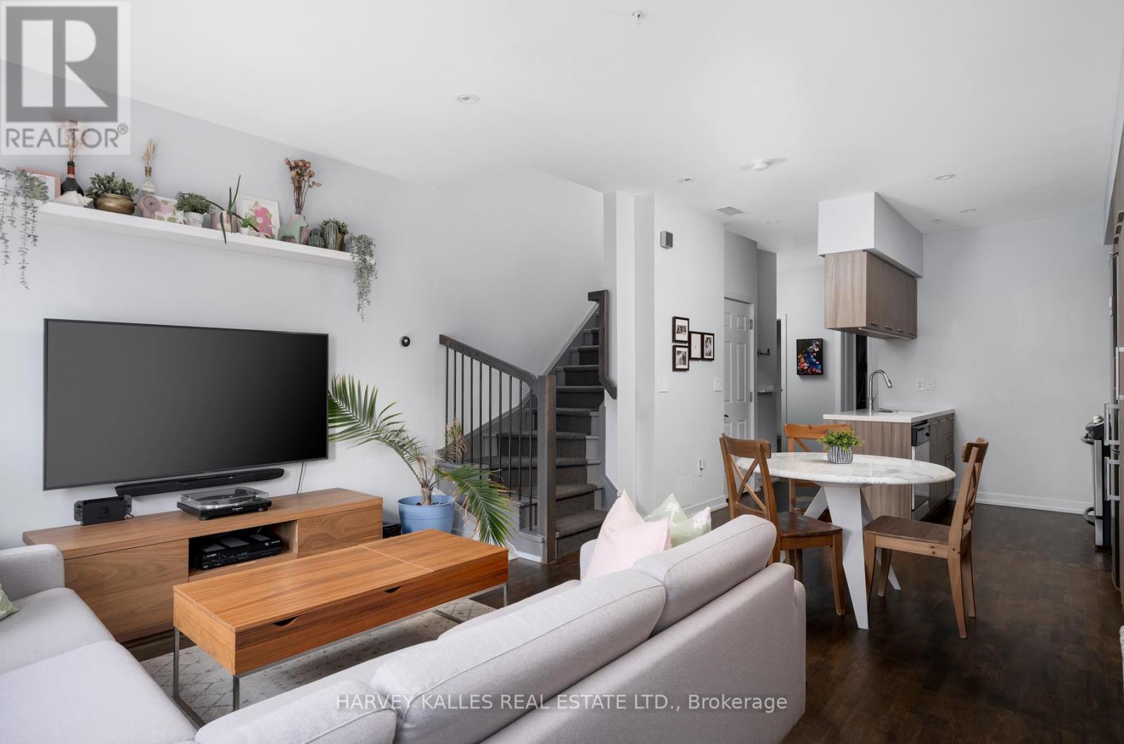 45 - 140 BROADVIEW AVENUE