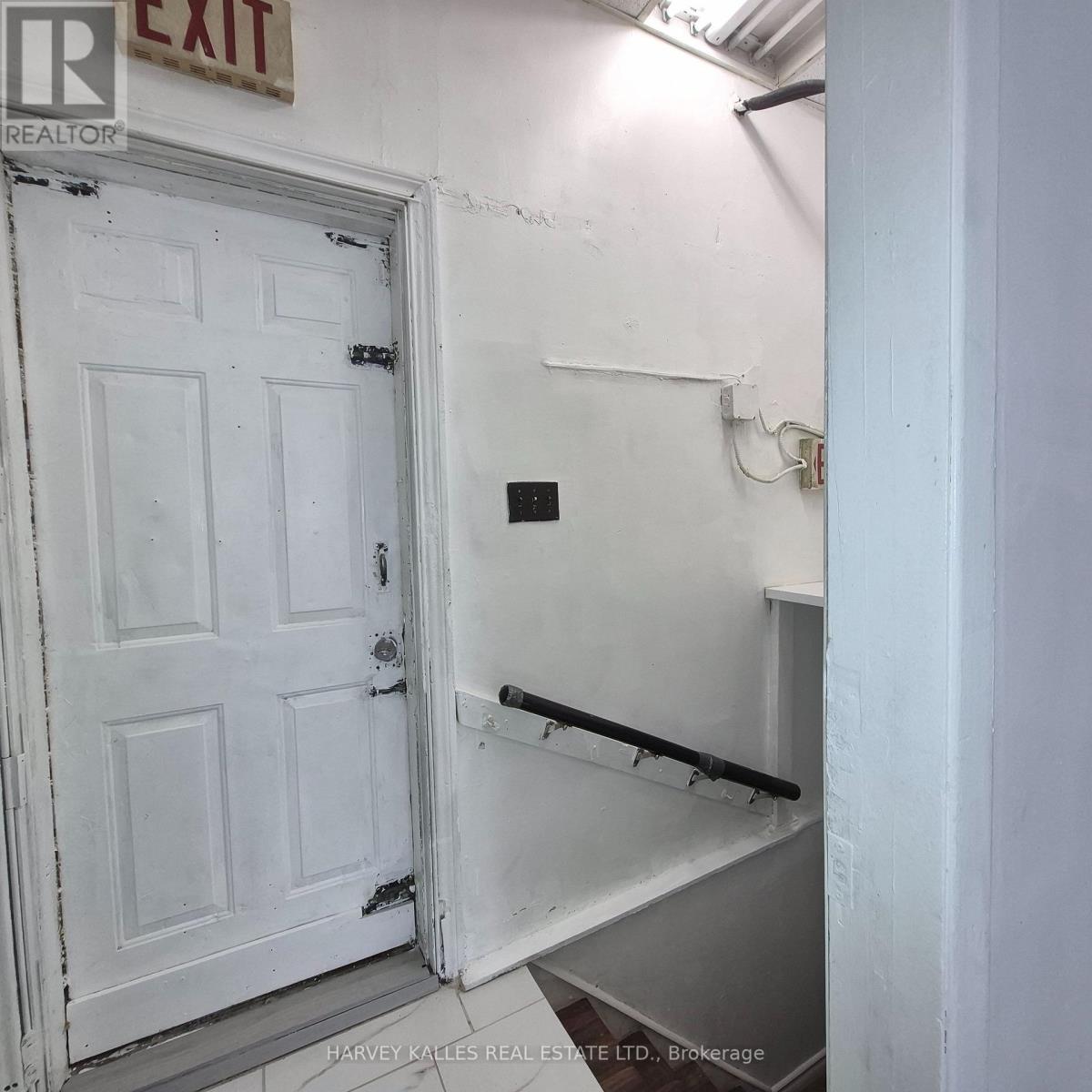 1175 VICTORIA PARK AVENUE