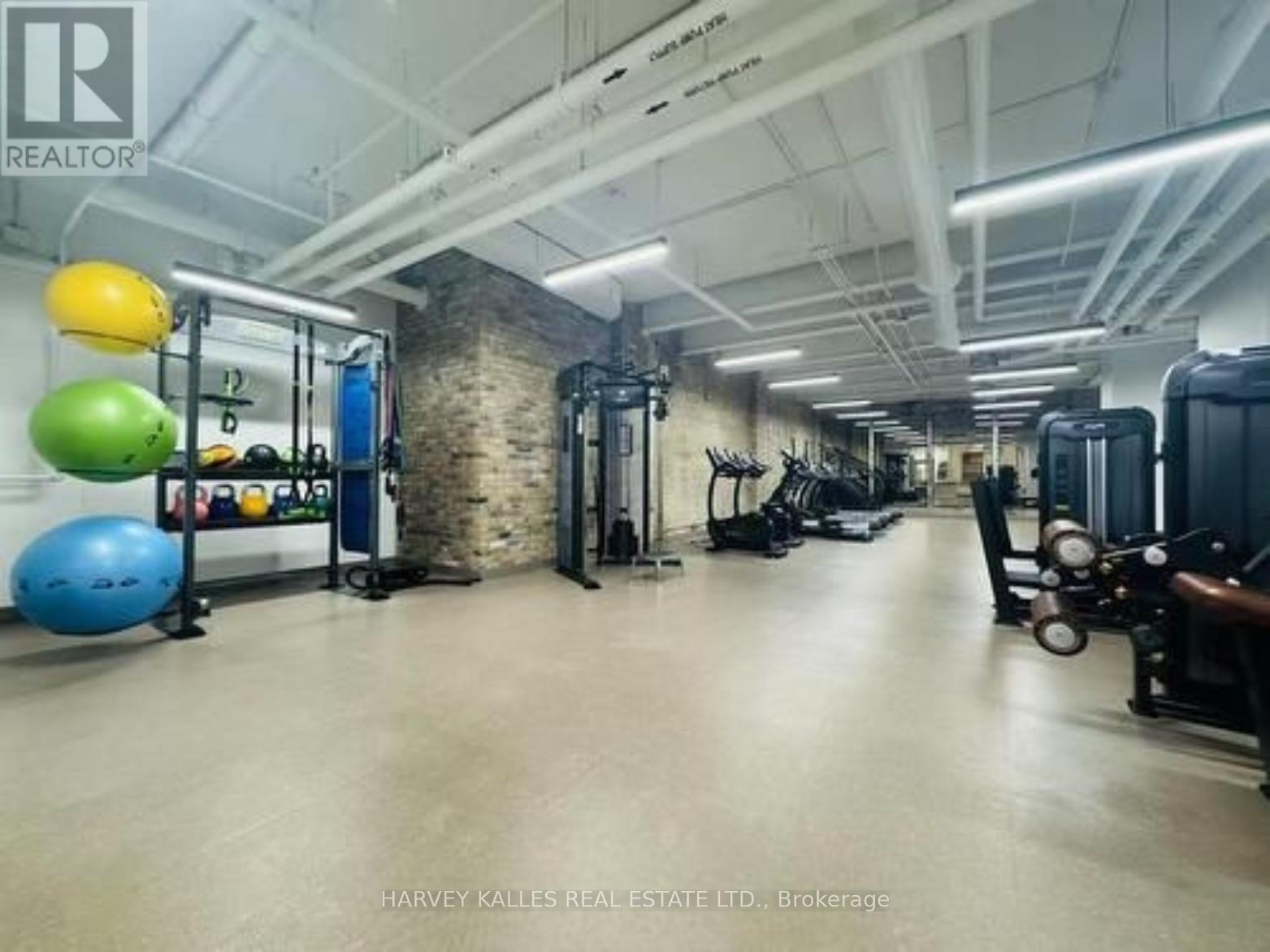 541 - 150 LOGAN AVENUE