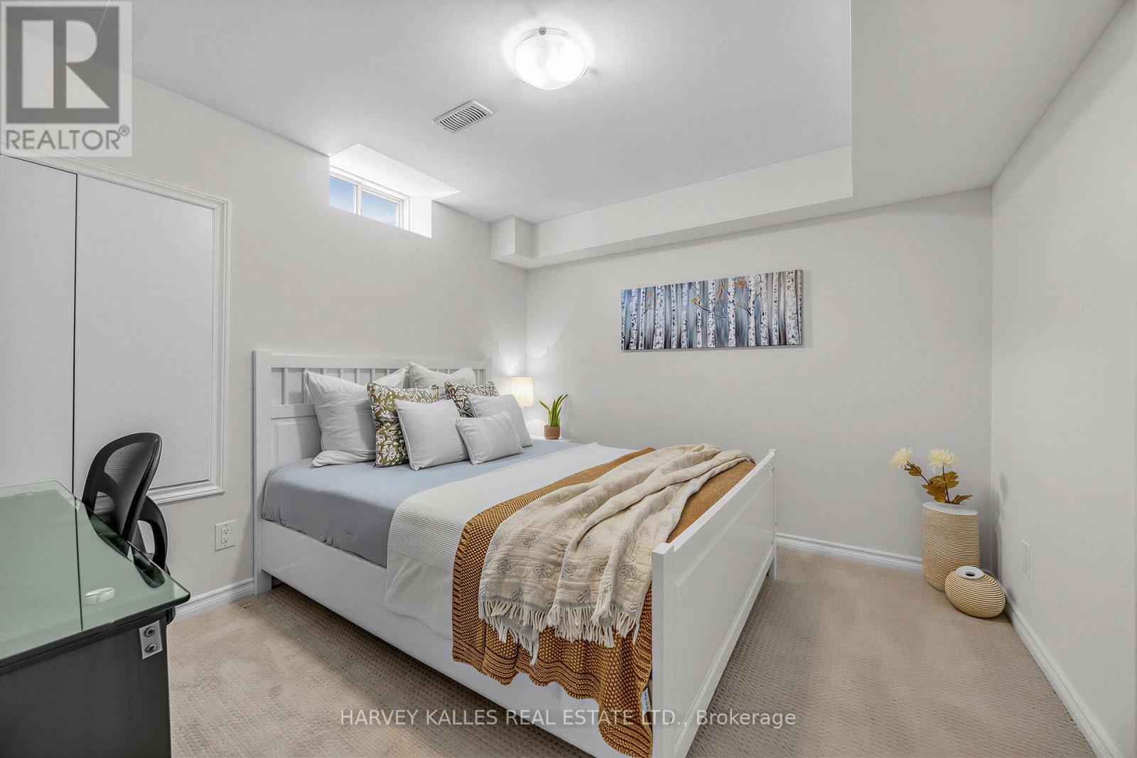 1002 KINGPEAK CRESCENT